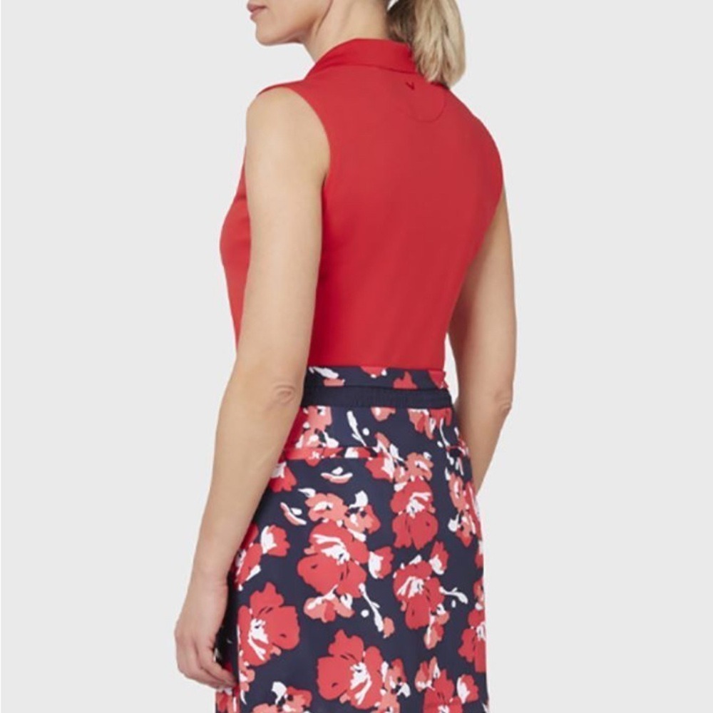 Woman's Callaway Pull-on Golf Skort Blue And Coral Floral Pattern